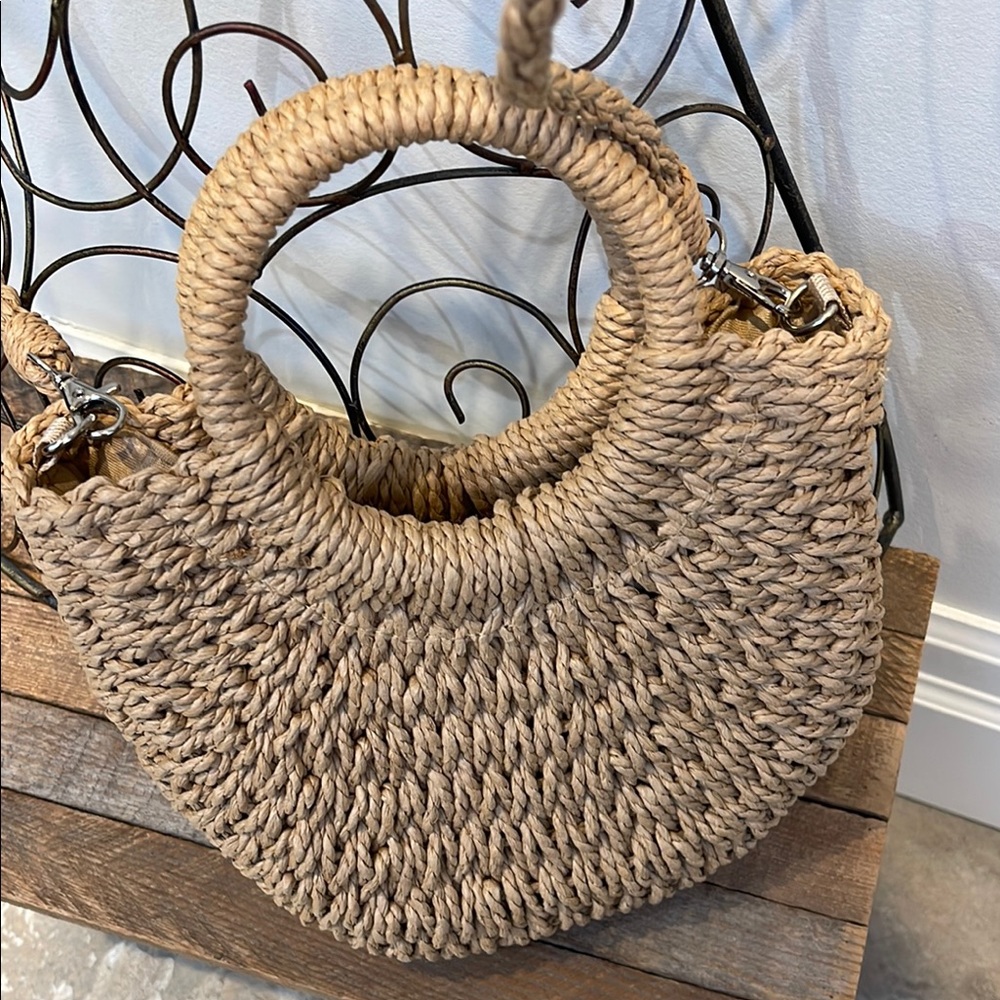 🆕 Women’s Rattan Handbag - Picture 3 of 9